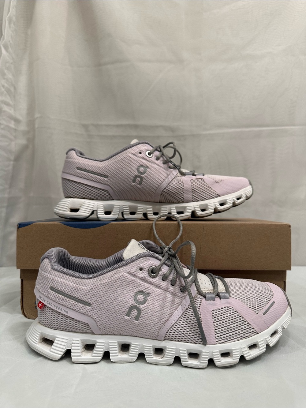 On Running Women's 6 | Cloud Sneakers in Lilac/Pale Pink and Gray
